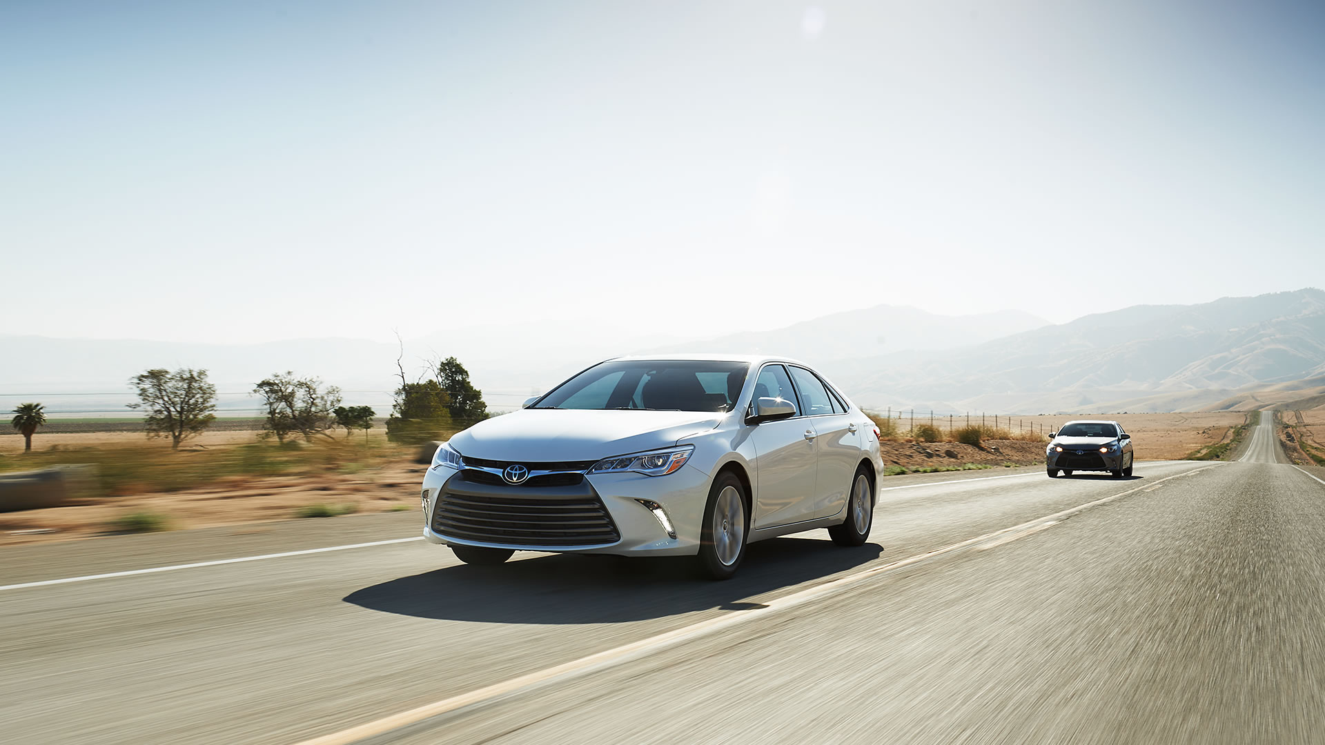 2017 Toyota Camry Exterior Front Silver